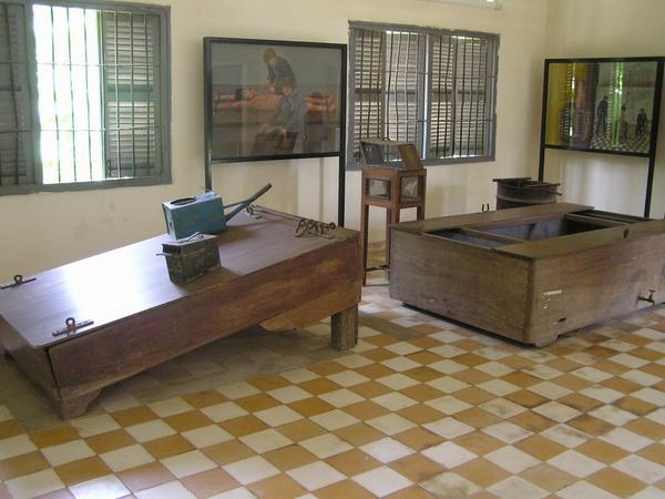 Toul Sleng Genocide Museum 7