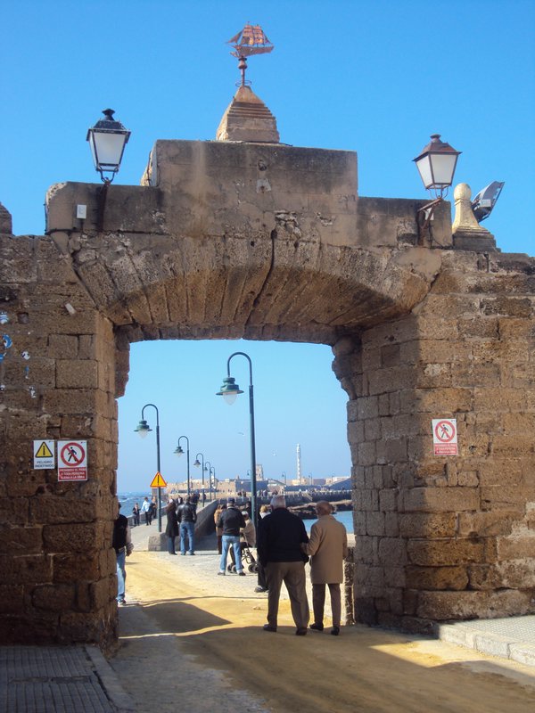 the portal to La Caleta/San Sebastian
