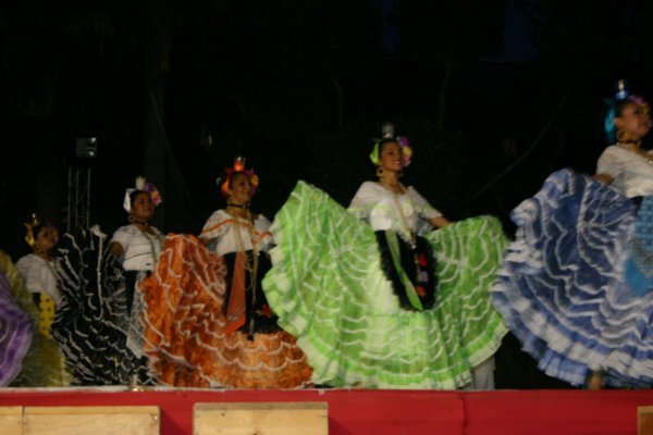 Spanish Dancers in Veracruz
