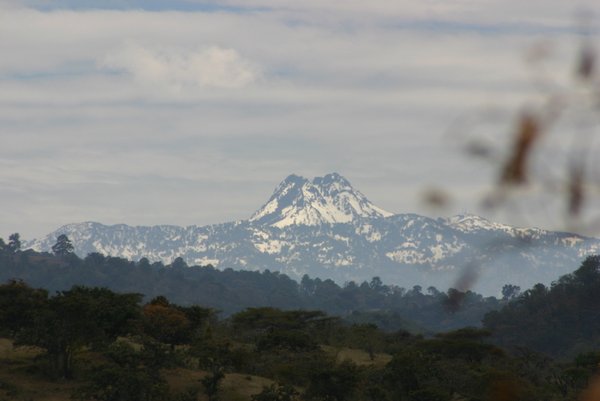 A better view of the inactive volcano Colima from the trail