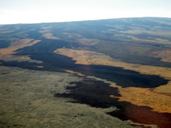 05 Path of old lava flows visible from the air