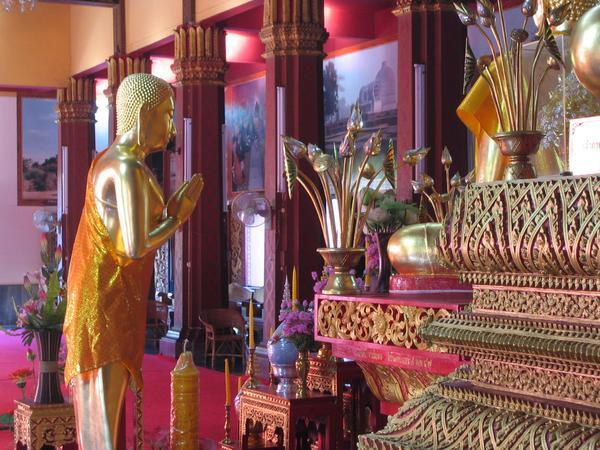 Interior of the Bot, Wat Chedi Luang