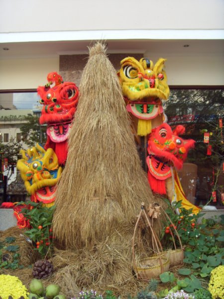 dragon decorations on nguyen hue