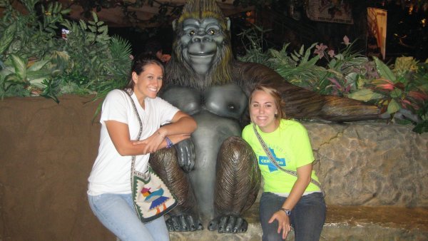 Sarah, a gorilla and Kira