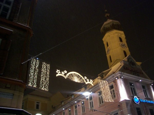 Approaching Hauptplatz