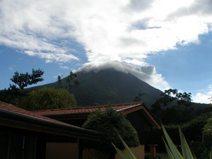 arenal volcano 