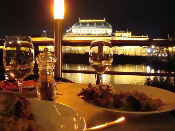 Dinner by the River