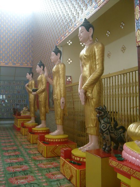 A few Buddhas