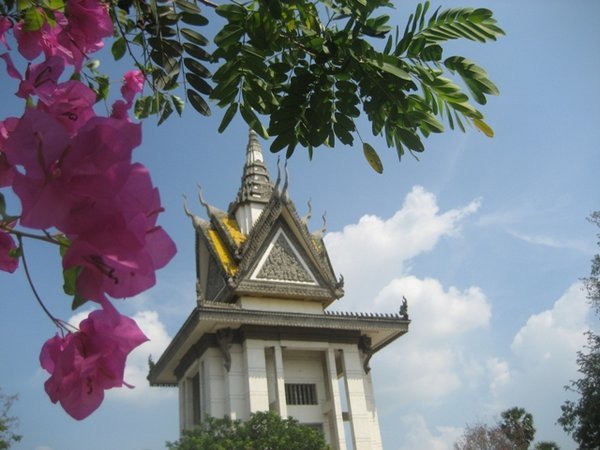 Buddhist stupa at Choeung Ek
