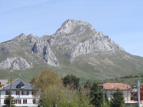 Mountain terrain between Oviedo & Leon