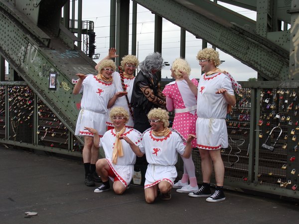 A group bonding on the Rhine rail bridge