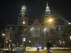 Rijksmuseum at night