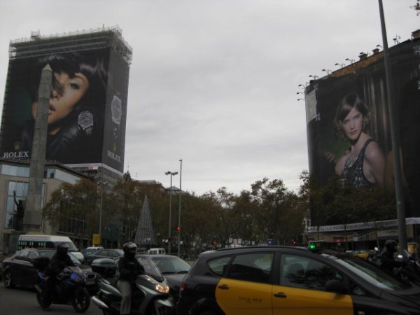 billboards, Barcelona-style