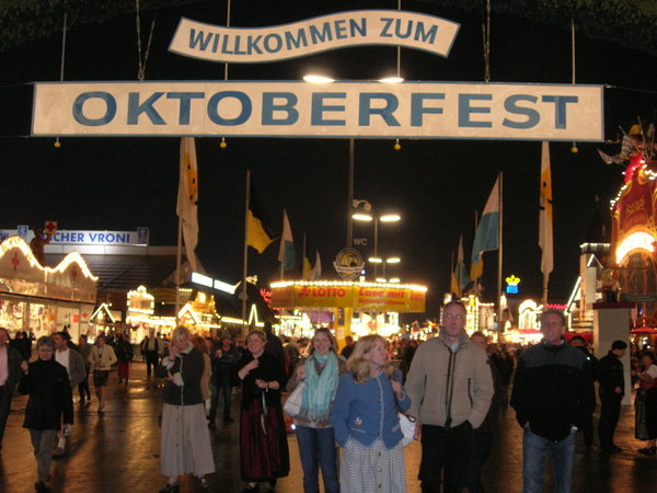 Oktoberfest Welcome
