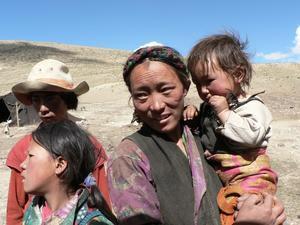 Tibetan Nomads say G'day