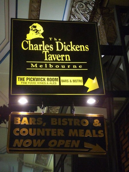 Charles Dickens Tavern!!!