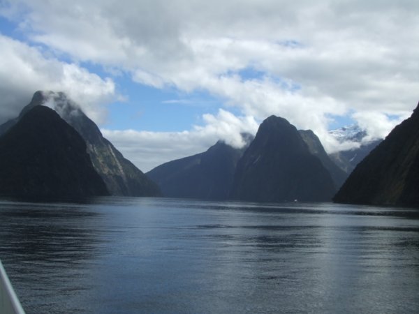 1st Glimpse of Milford sound!!!