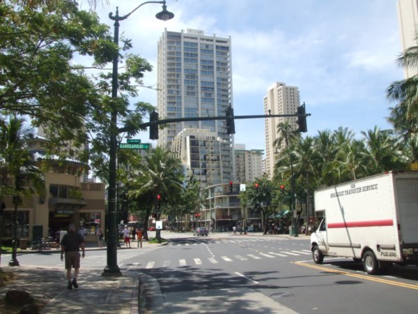 Roaming Streets of Hawaii!!