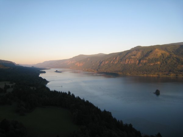 another view of the Columbia River