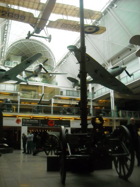 Entrance hall to the Imperial War Museum