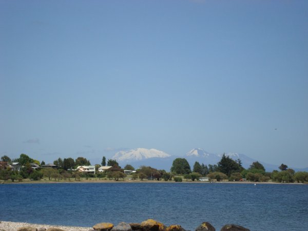 Walkway around Lake Taupo