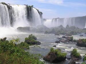 The falls from the Brazilian side