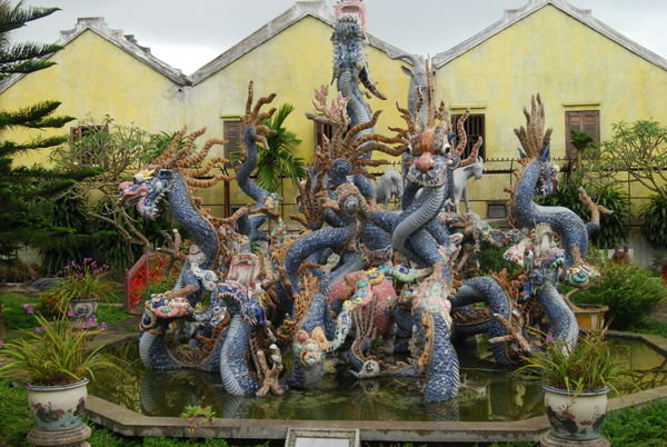 Dragon at Cantonese Assembly Hall, Hoi An