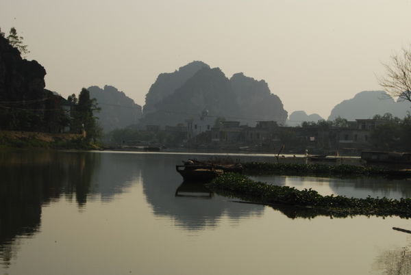 Kenh Ga floating village