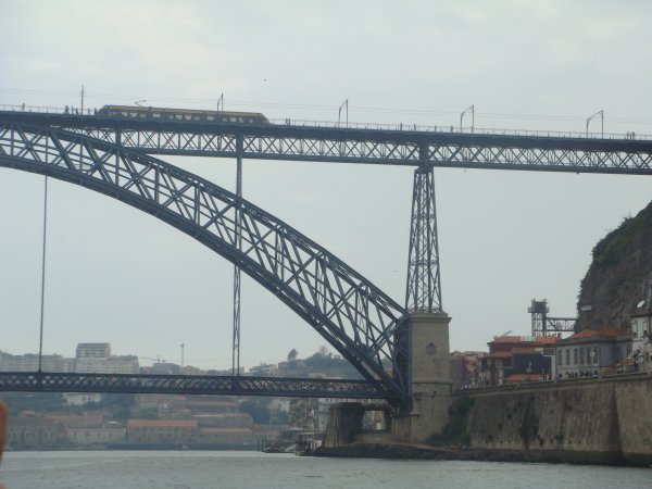 Tram over the Ponte