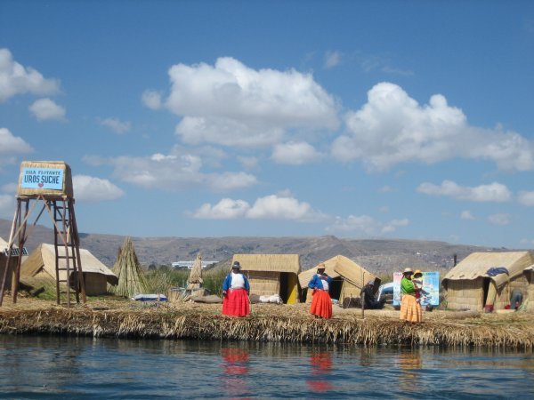 Islas Flotantes, Lake Titicaca