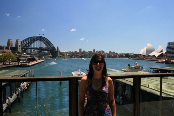 01 Arriving at Sydney Harbour