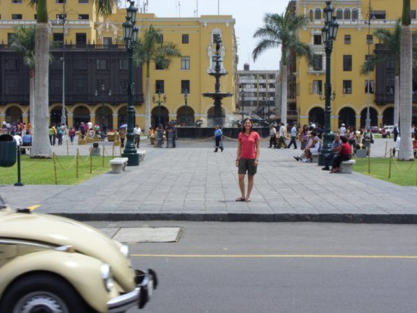 06 Plaza Mayor - with Beetle