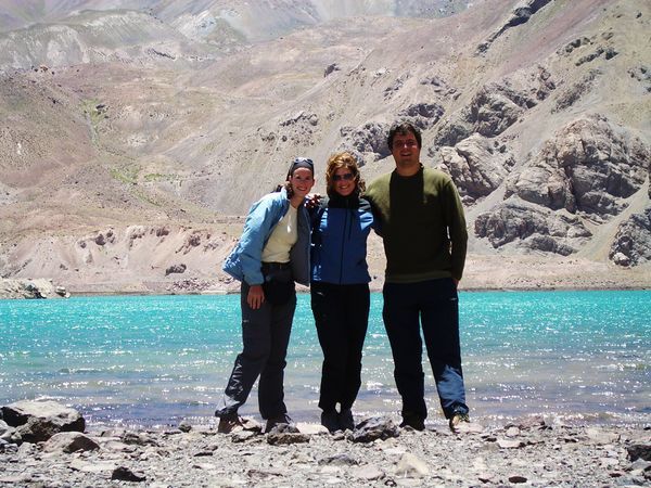 Embalse La Laguna - Rachel, Marcelo und ich in der Nähe des Paso Negro