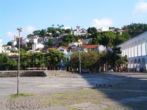 Arcos da Lapa mit Blick auf das Viertel Santa Teresa