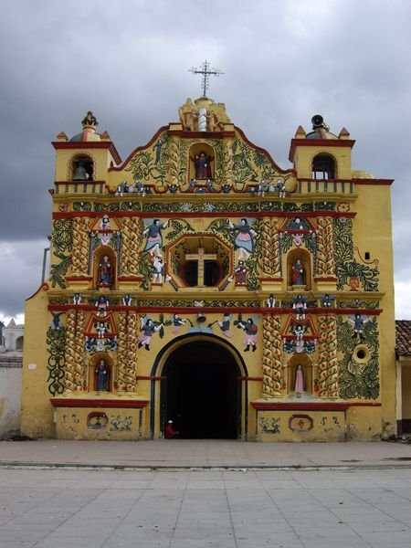 San Andrés Xecul - eine der speziellsten Kirche auf der Welt