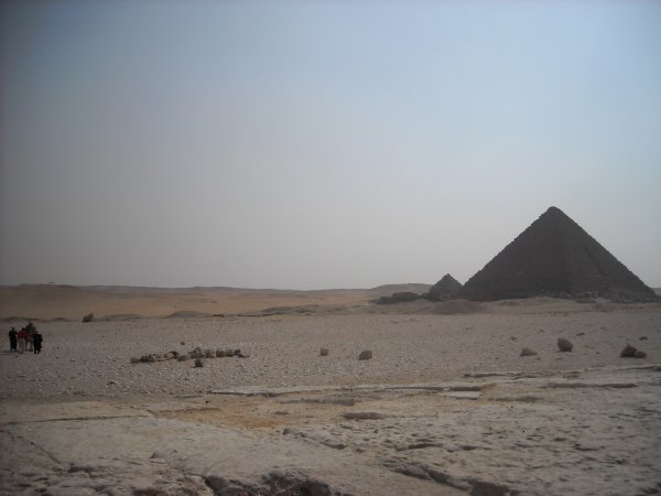 Desert/Pyramid of Menkaure