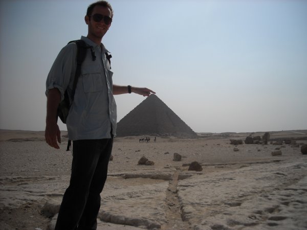 Me + Pyramid of Menkaure = Lame tourist picture