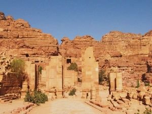 more Petra ruins