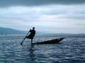The leg rowers of Inle