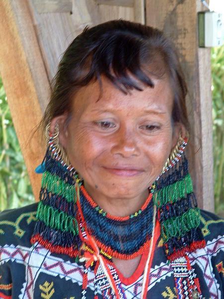 T'boli women (daughter of chief)