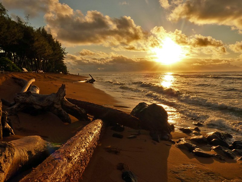 Wailua Beach sunrise