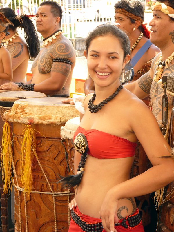Tahitian girl 
