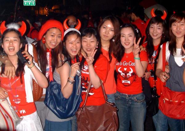 50% of Korean football fans are women