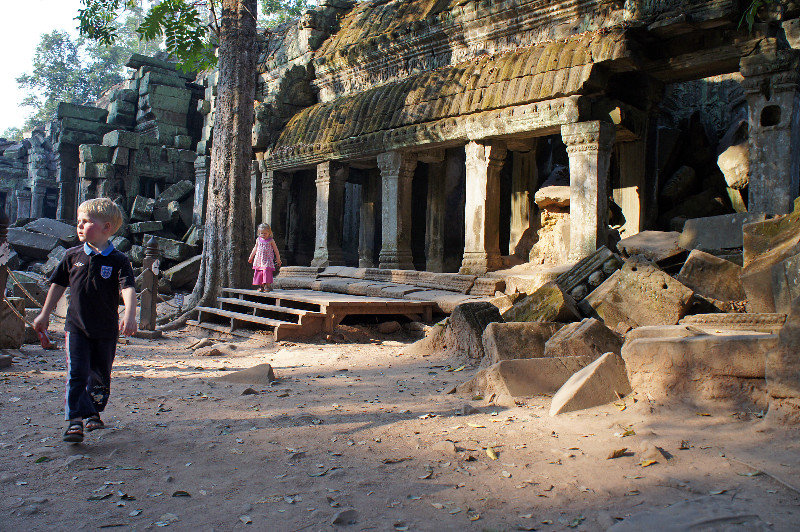 Kiva and Mandalay, Tha Prohm