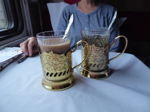 Train samavar cups