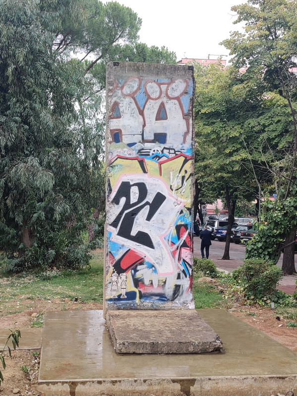 Slice of Berlin Wall 