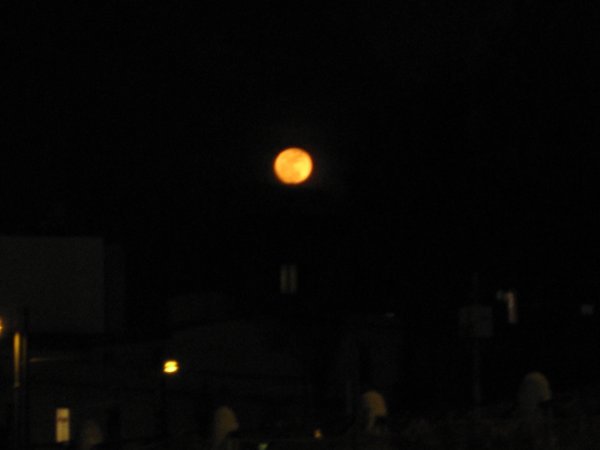 Moon outside Colosseum