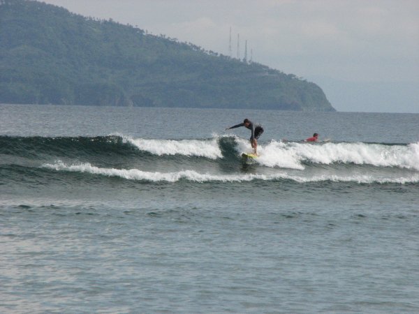 Matt surfing the Gili T wave