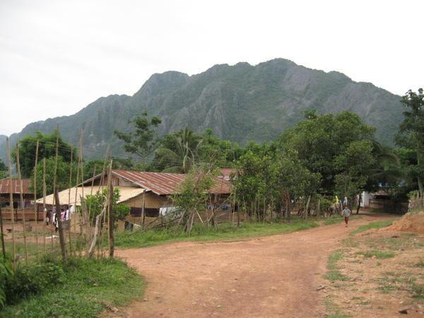 Phouandeng Village