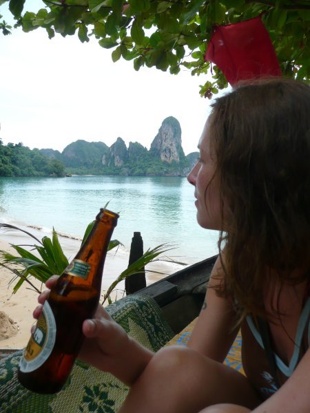 A chilled out beer at the Chillout Cafe, Ton Sai Beach